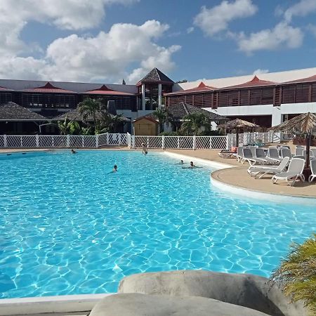 Le Petit Eden - Residence 3 Etoiles - Piscine Et Plage "Le Manganao" سانت فرانسوا المظهر الخارجي الصورة